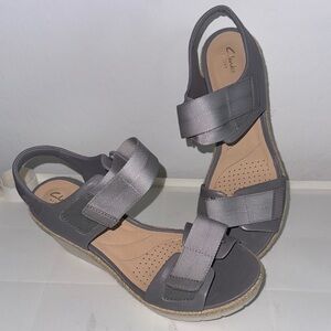 Clarks Women's Charcoal Sandals